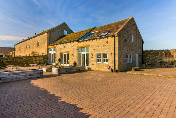 5 Bedroom House For Sale In Deer Hill End Road, Meltham, Holmfirth, HD9