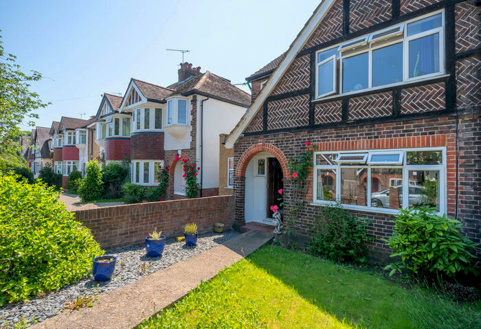 4 Bedroom Semi-Detached House To Rent In Hampton Court Avenue, East Molesey, Surrey, KT8