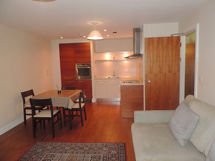 1 Bedroom Flat To Rent In Falcon Drive, Cardiff, CF10