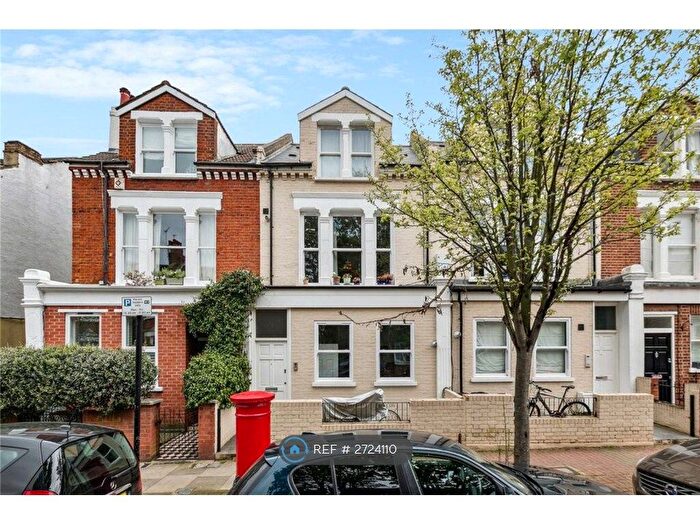1 Bedroom Maisonette To Rent In Barmouth Road, London, SW18