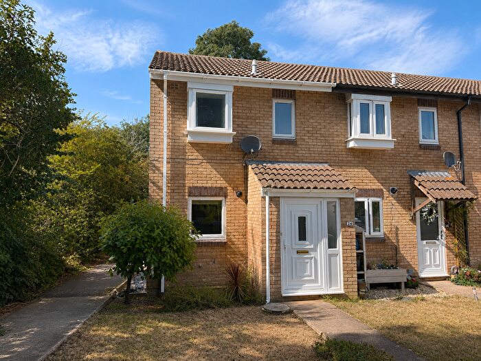2 Bedroom End Of Terrace House For Sale In Walnut Walk, Frome, Somerset, BA11
