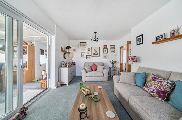 2 Bedroom Bungalow For Sale In Westcliff Road, Portland, DT5