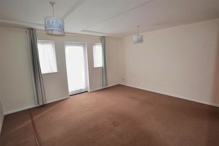 1 Bedroom Studio To Rent In Waterloo Street, Cheltenham, Gloucestershire, GL51