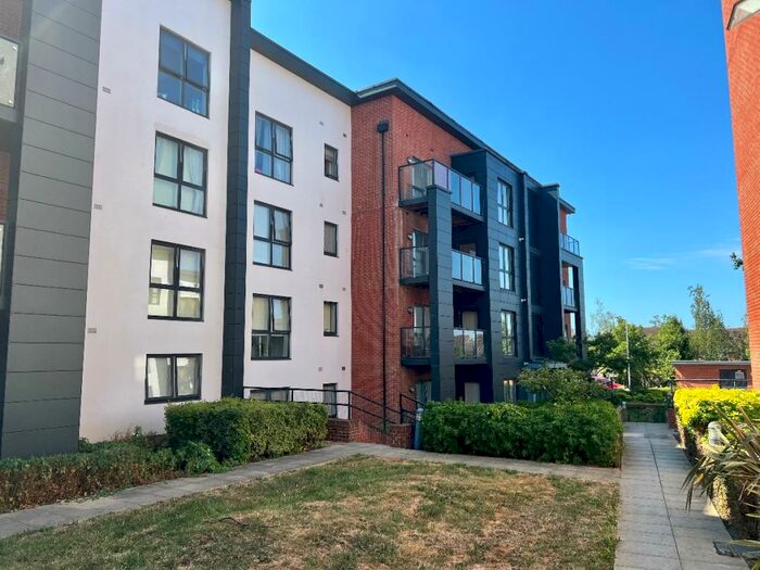 1 Bedroom Apartment To Rent In Catkin House, Firwood Lane, Romford, RM3