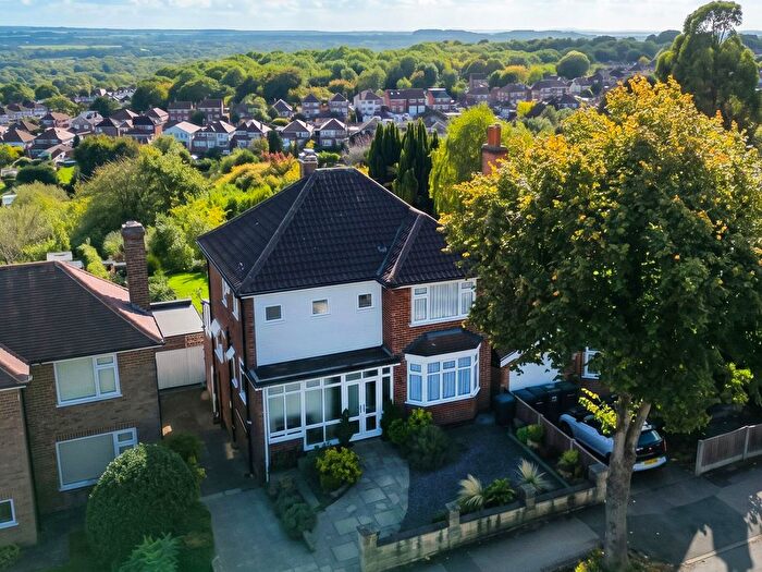 3 Bedroom Detached House For Sale In Oakdale Road, Carlton, Nottingham, NG4