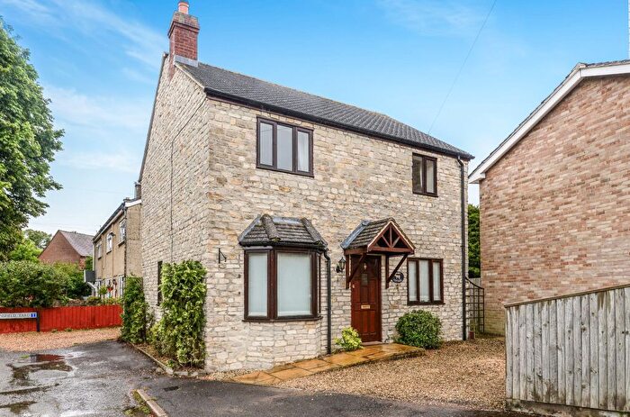2 Bedroom Detached House For Sale In Main Street, Fringford, OX27