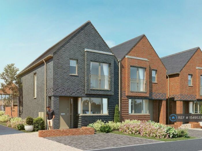 3 Bedroom Semi-Detached House To Rent In Barton Fields Road, Oxford, OX3