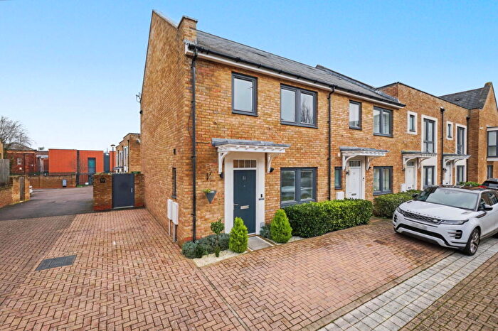 3 Bedroom End Of Terrace House For Sale In The Fort, Rochester, ME1