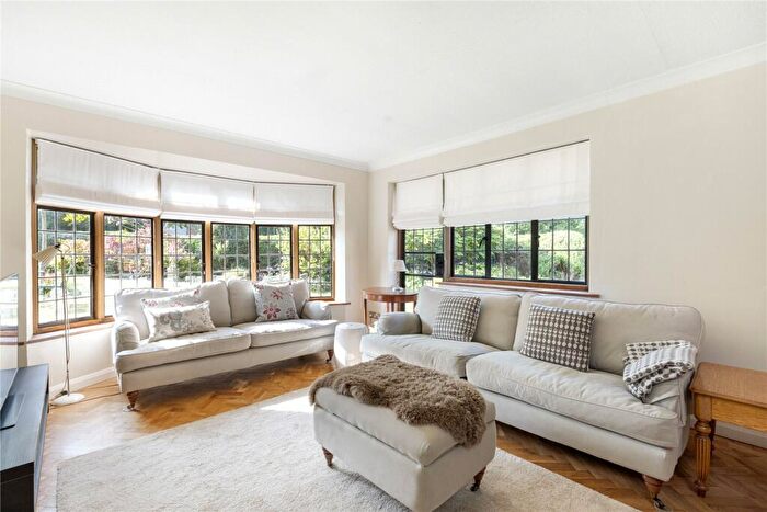 3 Bedroom Bungalow For Sale In Warren Road, Guildford, Surrey, GU1