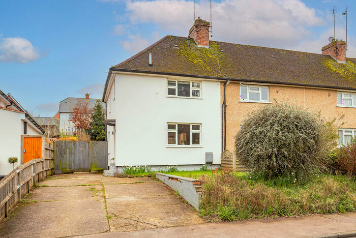 3 Bedroom Semi-Detached House For Sale In High Street, Kimpton, Hitchin, Hertfordshire, SG4