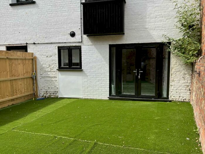 1 Bedroom Flat To Rent In North Street, Wisbech, PE13