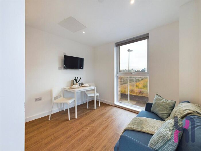 1 Bedroom Flat To Rent In Cheltenham Place, Frederick Road, Salford, M6