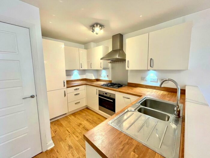 4 Bedroom House To Rent In Ffordd Y Mileniwm, Barry Waterfront, Barry, CF62