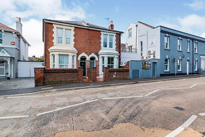 3 Bedroom House To Rent In Victoria Road South, Southsea, Hampshire, PO5