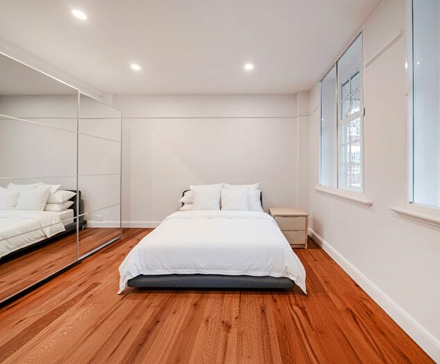 2 Bedroom Flat To Rent In Coram Street, London, WC1N