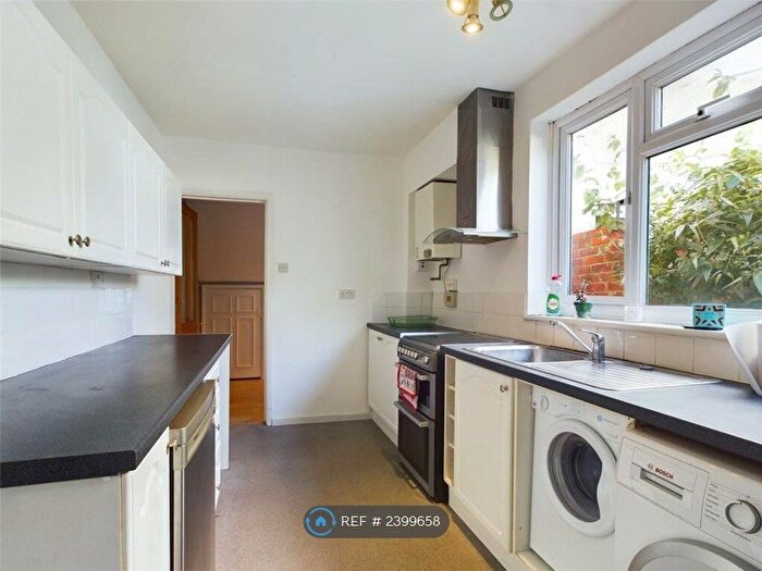 3 Bedroom Terraced House To Rent In Gosbrook Road, Caversham, Reading, RG4