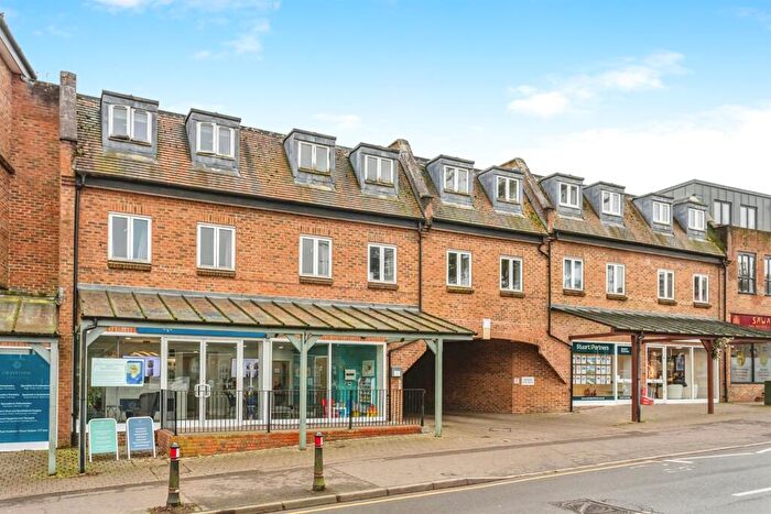 2 Bedroom Flat For Sale In Keymer Road, Hassocks, BN6