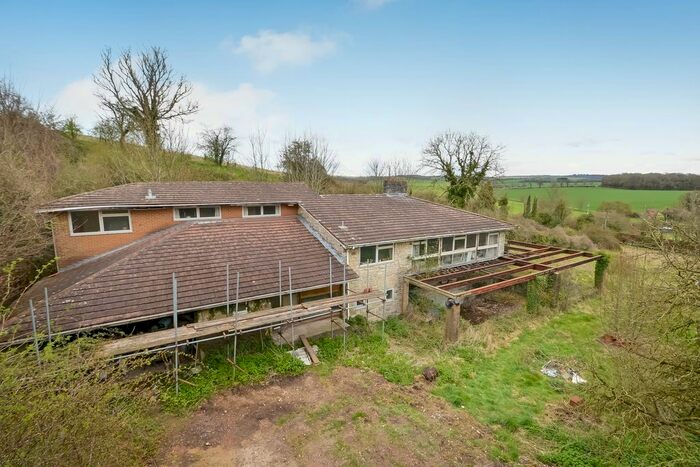 4 Bedroom Detached House For Sale In Green Lane, Hambledon, Waterlooville, PO7