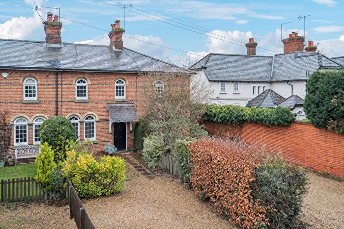 2 Bedroom Cottage For Sale In Ray Mill Road East, Maidenhead, SL6