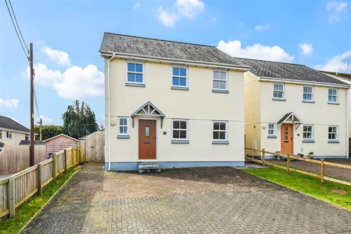 3 Bedroom Detached House For Sale In Kitwell Street, Uffculme, EX15