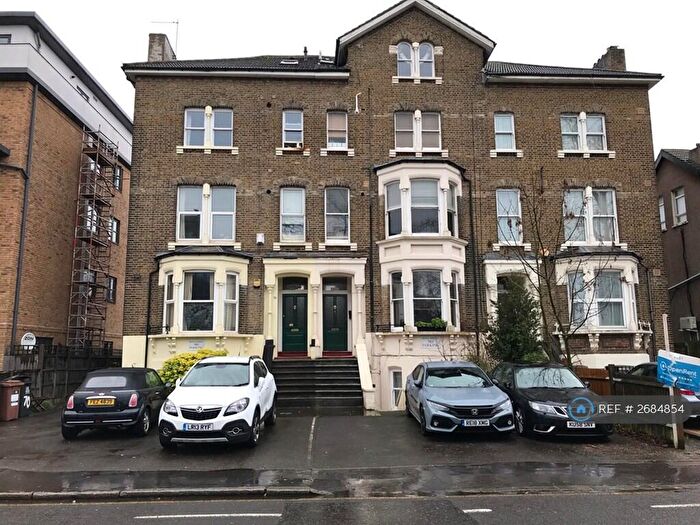 1 Bedroom Flat To Rent In Sydenham Rd, East Croydon, CR0