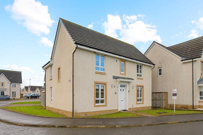 4 Bedroom Detached House To Rent In Laidlaw Street, Stirling, FK8
