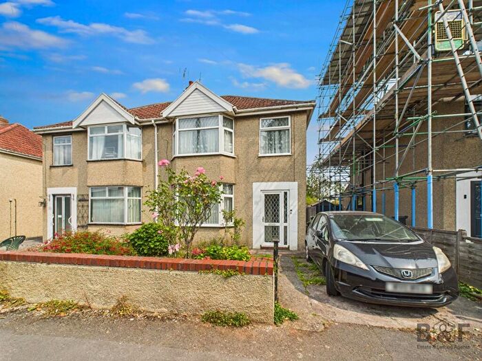 3 Bedroom Semi-Detached House For Sale In Tweeny Lane, Bristol, BS30