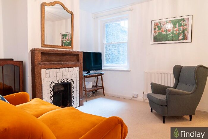 1 Bedroom Flat To Rent In Cavell Street, London, E1