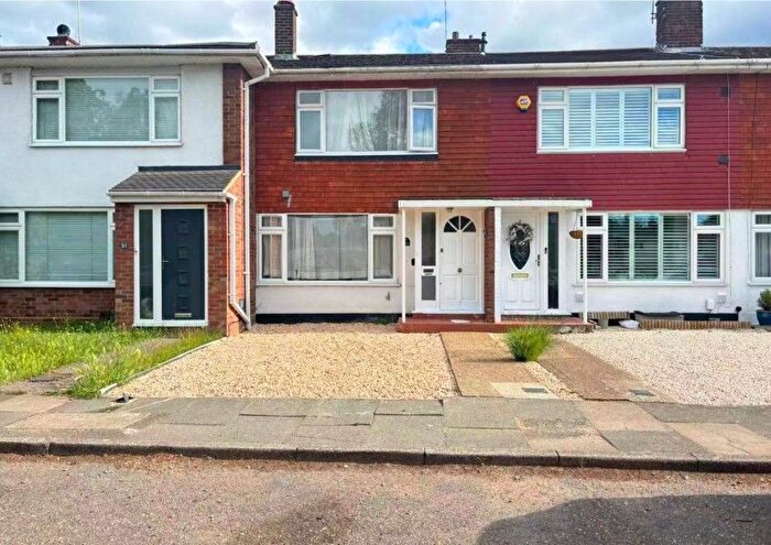 2 Bedroom Property To Rent In Stanwell, Surrey, TW19