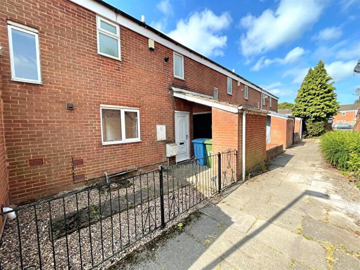 2 Bedroom Terraced House To Rent In Kent Close, Worksop, S81