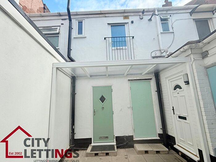 1 Bedroom Flat To Rent In Alfreton Road, Radford, NG7