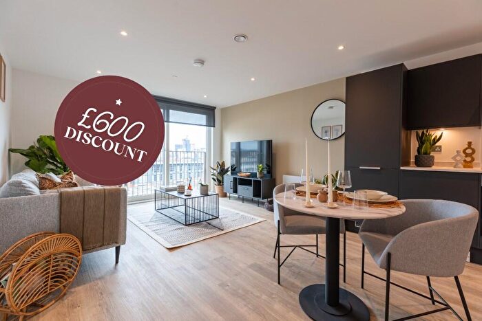 2 Bedroom Flat To Rent In Flat, Hairpin House, Bradford Street, Birmingham, B12