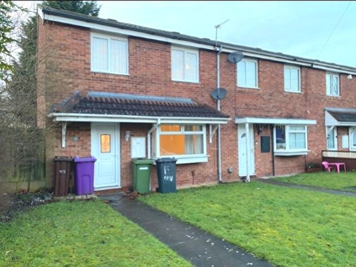 2 Bedroom Semi-Detached House To Rent In Faversham Close, Pendeford, Wolverhampton, WV8