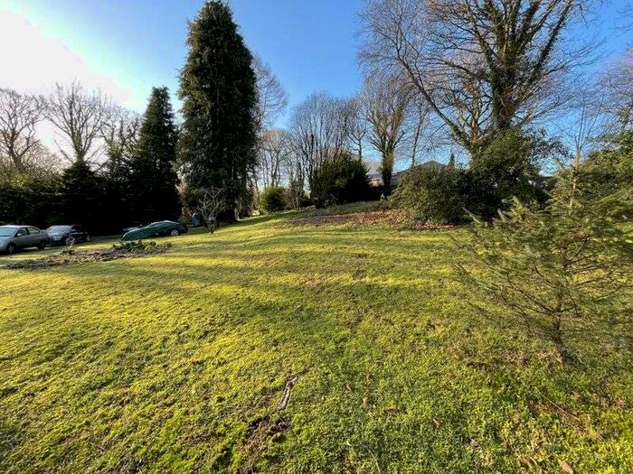 5 Bedroom Bungalow For Sale In 6 8 The Auklands, Heolymynach