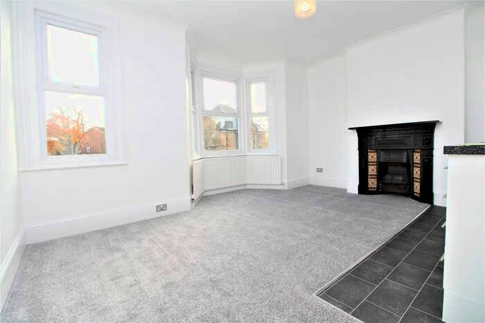 2 Bedroom Flat To Rent In Catford Hill, Catford, SE6
