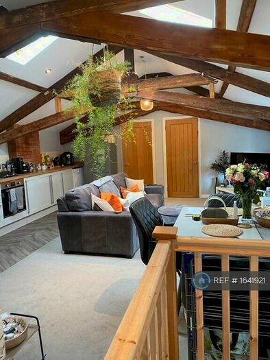 2 Bedroom Flat To Rent In Damory Street, DT11