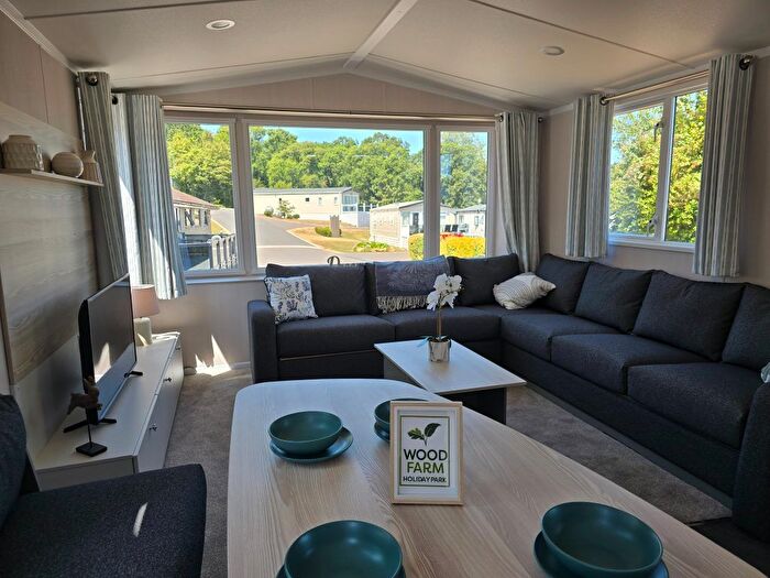 2 Bedroom Park Home For Sale In Axminster Road, Charmouth, DT6