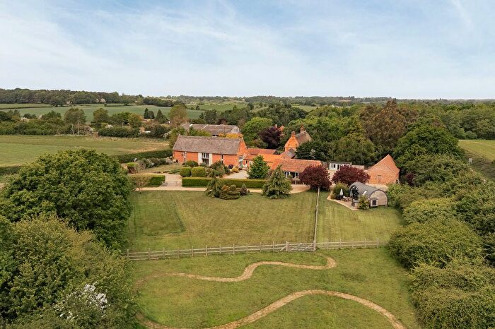 6 Bedroom Barn Conversion For Sale In Tucks Road, Bengate, Worstead, Norfolk, NR28