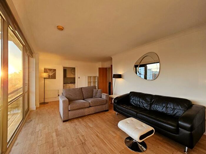 2 Bedroom Apartment To Rent In Merchants Quay East Street Leeds, LS9