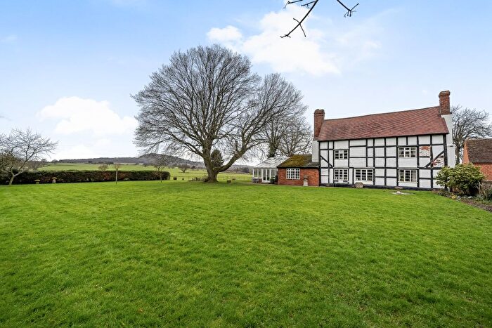5 Bedroom Farmhouse For Sale In Bank Farmhouse, Bank Road, Little Witley, WR6