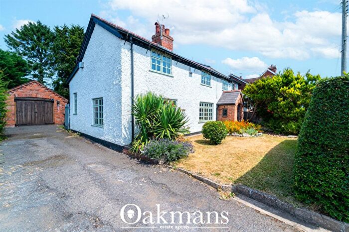 3 Bedroom Detached House For Sale In Barley Mow Lane, Catshill, Bromsgrove, Worcestershire, B61