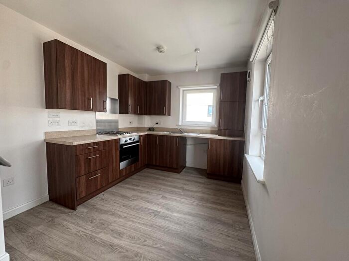 2 Bedroom Apartment To Rent In Flat, Fisher Place, Edinburgh, EH17