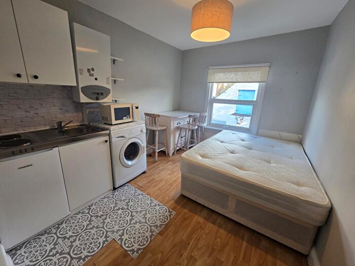 Studio To Rent In Myddleton Road, Wood Green, Haringey, London, N22