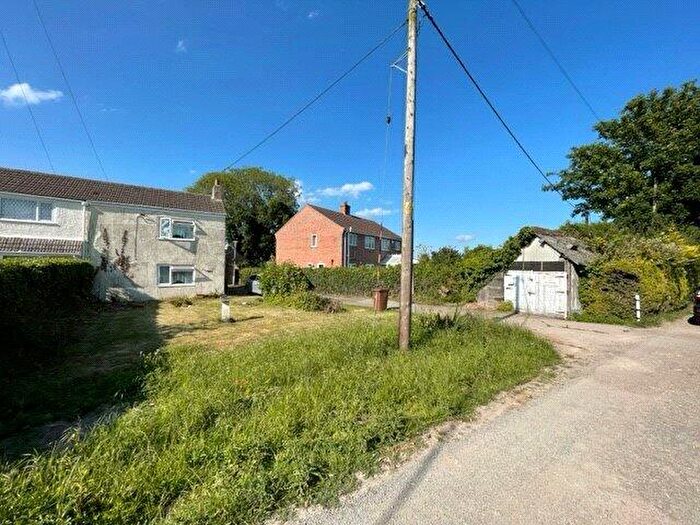 2 Bedroom Semi-Detached House For Sale In Chapel Lane, Dunston, Lincoln, Lincolnshire, LN4