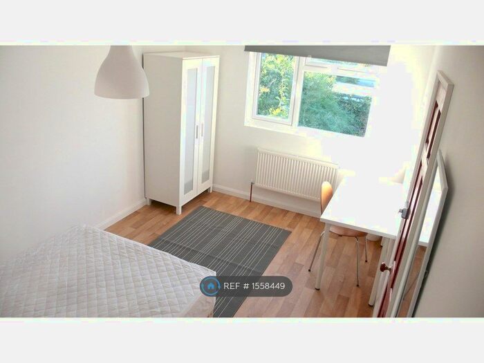 6 Bedroom Semi-Detached House To Rent In Bramshaw Road, Canterbury, CT2