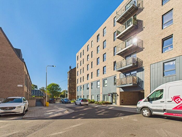 2 Bedroom Flat To Rent In Pillans Place, Leith, Edinburgh, EH6