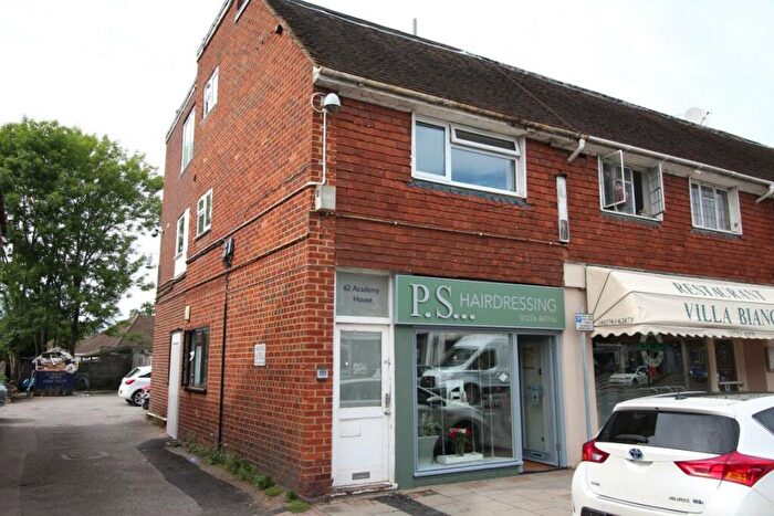 1 Bedroom Flat To Rent In High Street, Frimley, GU16