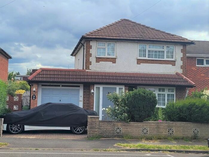 2 Bedroom Detached House To Rent In Deane Avenue, Ruislip, HA4