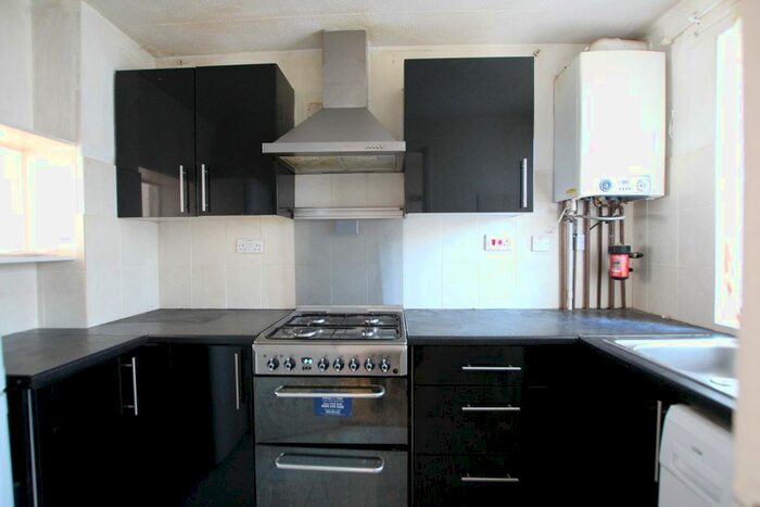 3 Bedroom Terraced House To Rent In Rolvenden Place, Tottenham, London, N17
