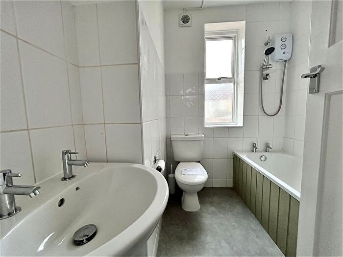 3 Bedroom Terraced House For Sale In Maberley Road, Bexhill On Sea, TN40